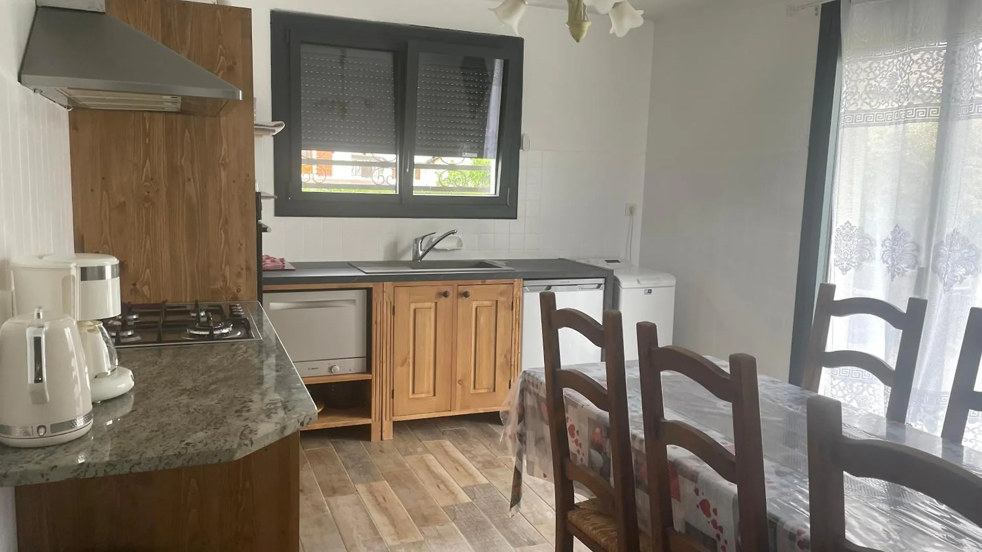 Entre Lacs Et Montagnes Logement Classe 3 Etoiles Albens France